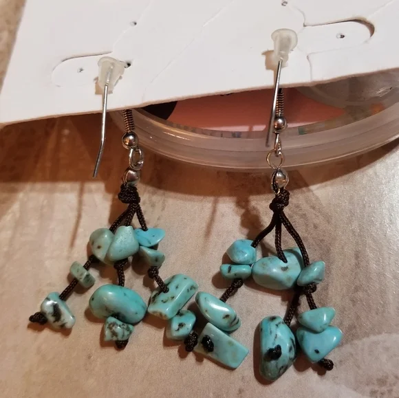 NEW Premier Designs Genuine Turquoise Chunks Dangle Earrings - Picture 4 of 6